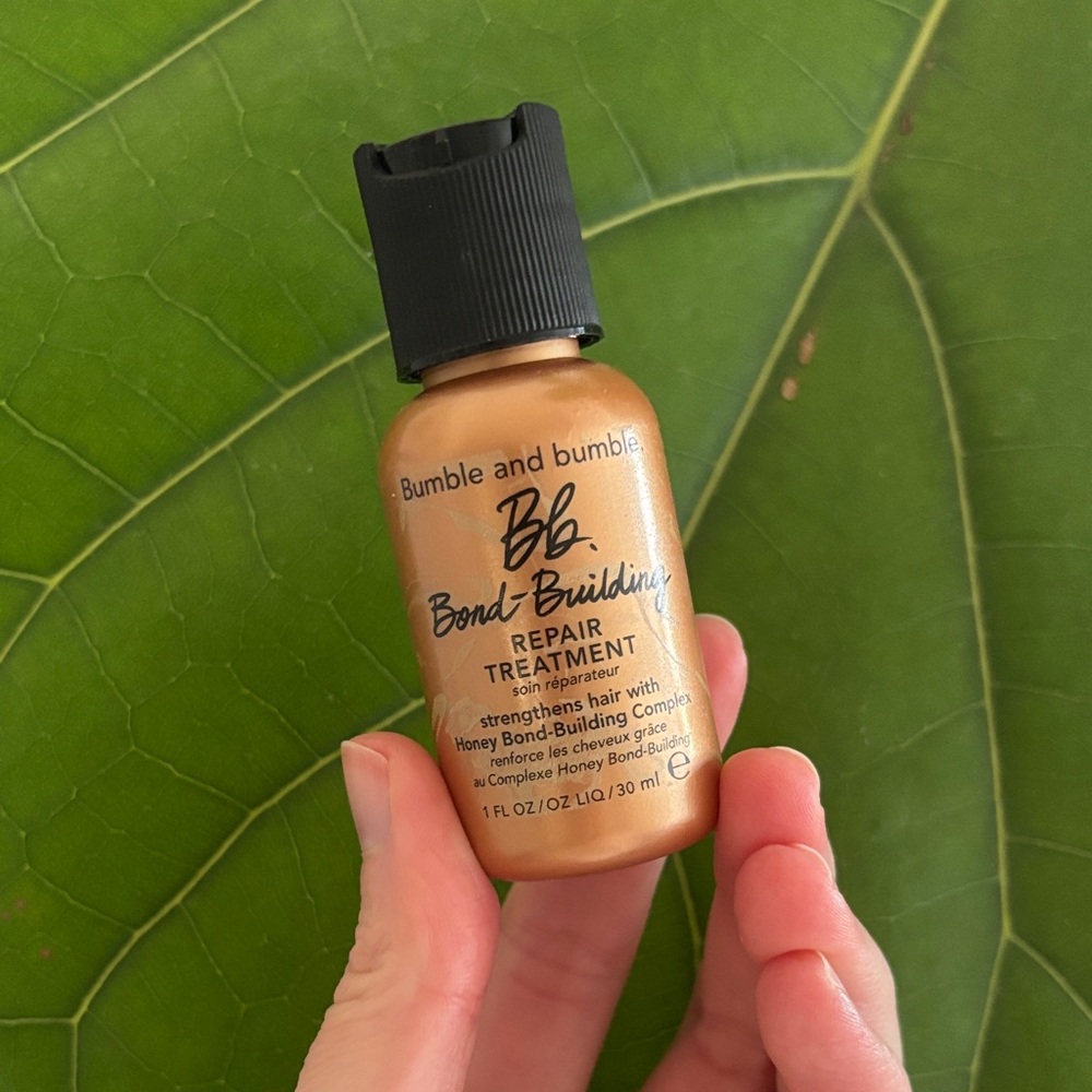 Bumble and Bumble Bond Building Repair Treatment Deluxe Sample Size Haircare